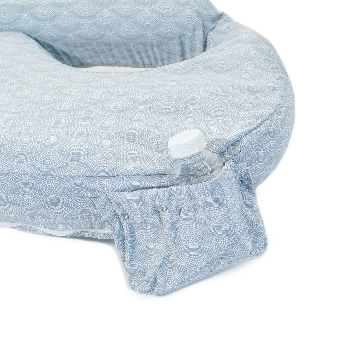 Inflatable feeding outlet pillow